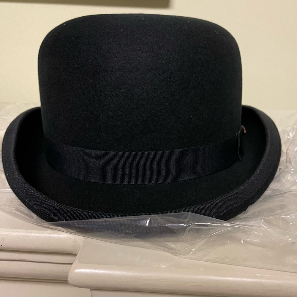 Bowler hat Gemvie